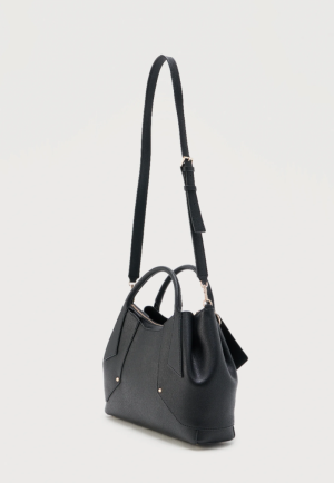  BLA BLACK