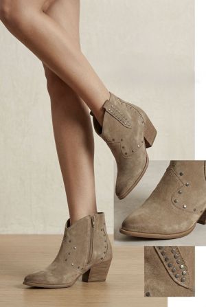  TAUPE TAUPE