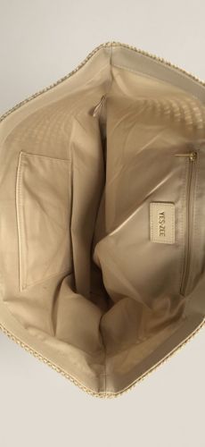  222 BEIGE