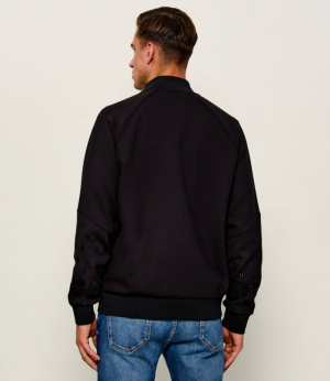  990 black