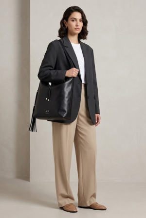  UC001 BLACK