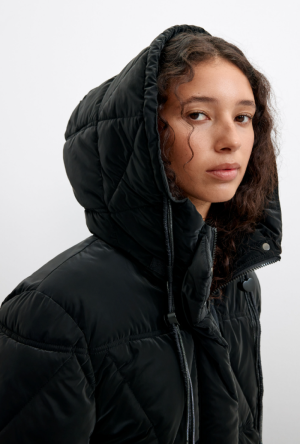  2000 BLACK